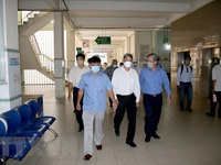 Bộ Y tế kiểm tra các khu điều trị và cách ly tại Bình Thuận
