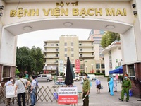 Bệnh viện Bạch Mai vẫn tiếp nhận bệnh nhân nguy kịch