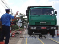 Xử lý 27 xe chở quá khổ, quá tải gây bức xúc trong dân tại Đồng Nai