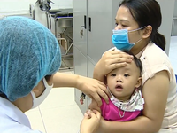 Ngày đầu Hà Nội tổ chức tiêm chủng trở lại: Không nhiều trẻ đến tiêm