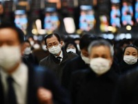 2.000 người Nhật Bản đang điều trị COVID-19 tại nhà