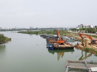 Nguy cơ thiếu nước sinh hoạt, Đà Nẵng chặn lòng sông để ngăn mặn