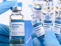 Trung Quốc và Nga đạt tiến triển trong điều chế vaccine ngừa COVID-19