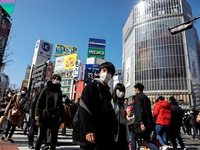Japan eases restrictions on entry