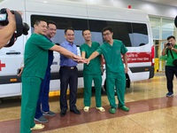 4 y, bác sĩ Bệnh viện Bệnh nhiệt đới Trung ương lên đường giải cứu 129 công dân Việt Nam mắc COVID-19 về nước