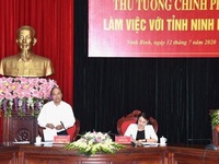 PM checks disbursement of public investment in Ninh Binh
