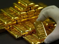 Giá vàng có thể lên mức 10.000 USD/ounce