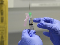Singapore cho phép thử nghiệm lâm sàng vaccine ngừa COVID-19 trên người