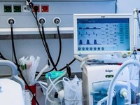 “Thổi giá” thiết bị y tế - Lỗ hổng trong xã hội hóa y tế