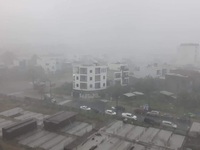 CẬP NHẬT Bão số 5: Đà Nẵng bắt đầu giảm mưa, bão đi vào đất liền