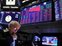 CNBC: Thị trường chứng khoán Mỹ bước vào ranh giới “bong bóng”
