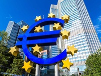 ECB họp chính sách giữa những lo ngại về triển vọng kinh tế Eurozone