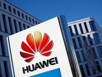 Huawei đang đàm phán để bán mảng smartphone cao cấp?