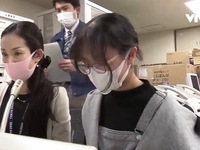 Học sinh Nhật Bản làm phát thanh viên tuyên truyền COVID-19