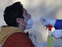 Vaccine Sputnik V dạng nhỏ mũi tạo 'miễn dịch vô trùng' giúp bảo vệ ngay từ niêm mạc mũi