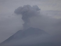 Núi lửa Semeru phun trào ở Indonesia khiến 14 người thiệt mạng, gần 100 người bị thương