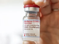 Moderna thử nghiệm vaccine ngừa biến thể SARS-CoV-2 từ Nam Phi