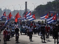 Tuần hành kêu gọi Mỹ dỡ bỏ cấm vận Cuba