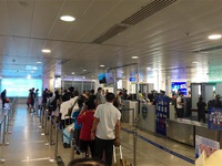 Sân bay Tân Sơn Nhất thoát cảnh ùn tắc