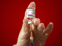 Các nước đã tiêm chủng vaccine COVID-19 thành công như thế nào?