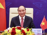 Việt Nam đề nghị Nga hỗ trợ tiếp cận vaccine phòng COVID-19