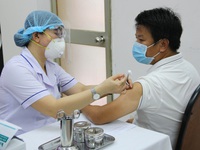 Cần đẩy nhanh tiến độ tiêm vaccine ở TP Hồ Chí Minh