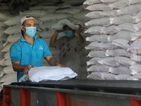 Xuất cấp hơn 130.000 tấn gạo hỗ trợ 24 tỉnh, thành phố