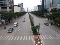 Hà Nội on first day of nationwide social distancing