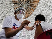 Philippines mở cửa cho khách nước ngoài đã tiêm vaccine