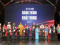 Hồ Chí Minh - Hành trình khát vọng 2022: Tôn vinh tinh thần tận hiến vì dân
