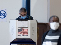 Bầu cử giữa nhiệm kỳ tại Mỹ: Hơn 42 triệu cử tri đã bỏ phiếu sớm
