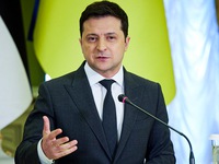 Tổng thống Ukraine tiếp tục thúc giục NATO thiết lập vùng cấm bay