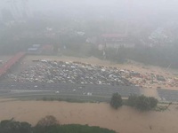 Mưa lớn gây ngập lụt nghiêm trọng tại thủ đô Malaysia