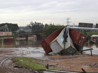 Lũ lụt ở Nam Phi cướp đi sinh mạng của 341 người, hàng nghìn người bị ảnh hưởng