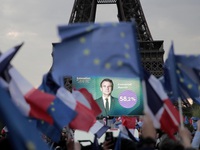 Ông Emmanuel Macron tái đắc cử Tổng thống Pháp, các lãnh đạo châu Âu chúc mừng
