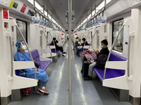 Shanghai partially restores public transport, maintains high COVID-19 alert status