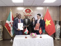 Miễn thị thực với công dân Việt Nam và Burundi mang hộ chiếu ngoại giao và hộ chiếu công vụ