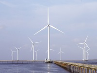 Tăng nguồn cung năng lượng từ nguồn điện gió Tây Bắc