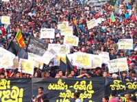 Hàng nghìn người biểu tình Sri Lanka đụng độ với cảnh sát, xông vào dinh thự Tổng thống