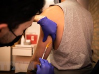 Quá tải các điểm tiêm vaccine phòng đậu mùa khỉ ở San Francisco