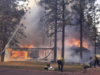 Cháy rừng lan rộng tại California, hàng nghìn người phải sơ tán
