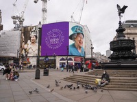 Người dân Anh và cộng đồng quốc tế tiếc thương Nữ hoàng Elizabeth II