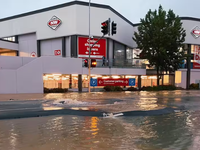 Lũ lụt tàn phá thành phố lớn nhất của New Zealand
