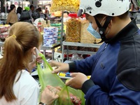 TP Hồ Chí Minh: Tăng cường bảo đảm an toàn vệ sinh thực phẩm dịp Tết