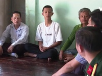 Thanh niên dân tộc Khmer hăng hái nhập ngũ