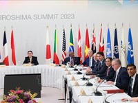PM delivers message at G7 expanded Summit’s first plenary session