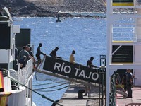 Hơn 1.000 người di cư đến quần đảo Canary của Tây Ban Nha trong một ngày