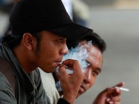 Báo động tỷ lệ hút thuốc lá tại Indonesia