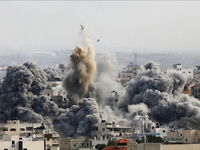 Israel tiếp tục tấn công Dải Gaza