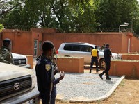 Pháp buộc phải đóng cửa đại sứ quán ở Niger